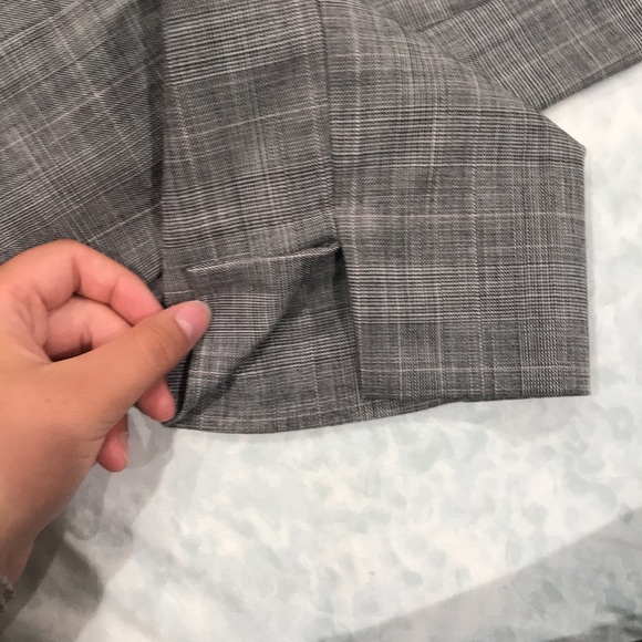 Gray pantsuits - Picture 4 of 4